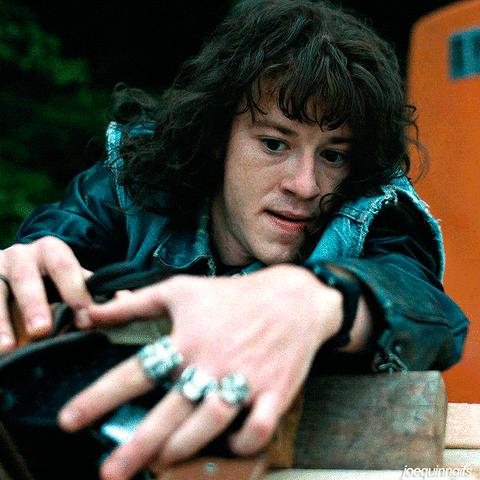 joequinngifs giphyupload stranger things eddie munson josephquinn GIF