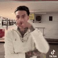 Stan Twt GIF