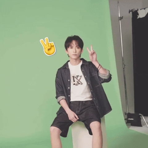 邱鋒澤 GIF