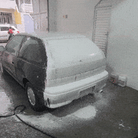 TayloroSwift suzuki suzukiswift suzukicultus chevroletmetro GIF