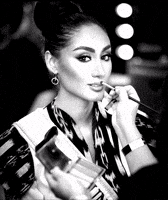 lyonelericastilla raschelpaz GIF