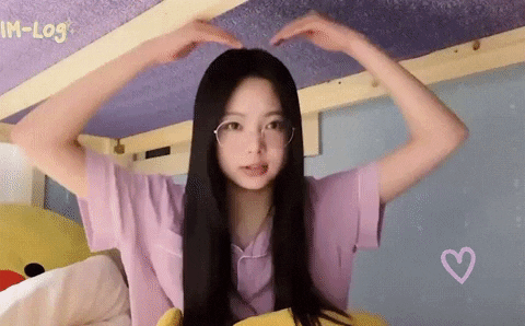 Helmets giphygifmaker giphyattribution kpop heart GIF