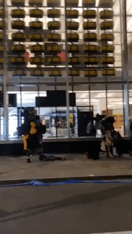 Looters Target Shops on Manhattan's Fifth Avenue
