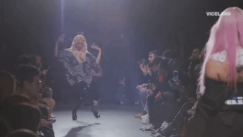 catwalk GIF by MY HOUSE