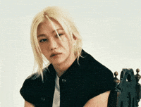 Lee Felix GIF