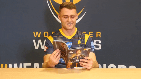 Rugby Read GIF by Worcester Warriors
