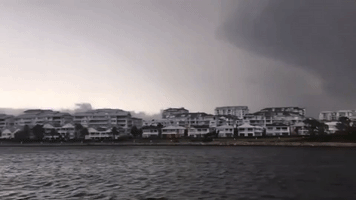 Lightning Storm Rages Over Sydney as Homes Left Without Power
