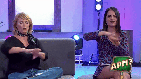Carolina Ferre Money GIF by Alguna Pregunta Més?
