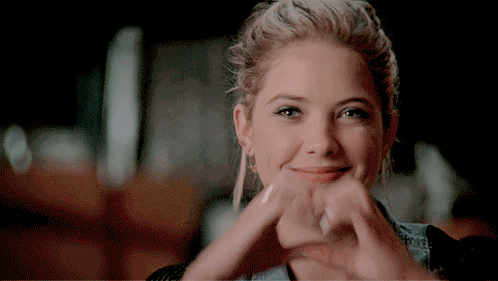 hanna marin GIF