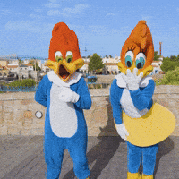 Woody Woodpecker Kiss GIF by PortAventuraWorld