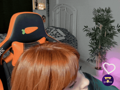 Ertassla GIF