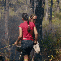 floortje naar het einde van de wereld jungle GIF by BNNVARA