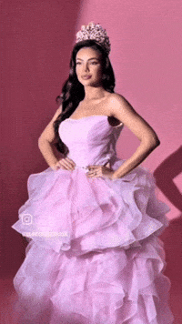 Loraine GIF