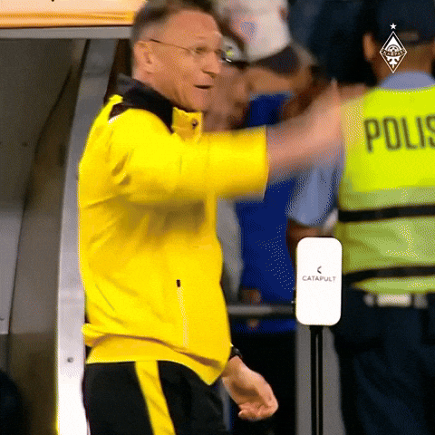 Уразбахтин GIF by FC Kairat