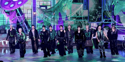 Lee Chan Performance GIF