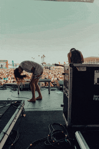 live music hair flip GIF by Mayday Parade