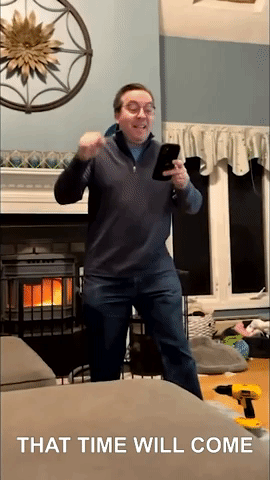 Dad's Wholesome Reaction to Tom Brady's NFL Return