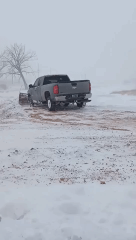 Locals Navigate Whiteout Conditions Amid North Dakota Blizzard
