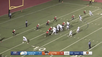Sophomore Texas Football Player Gives Senior Teammate Touchdown in Last Game