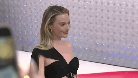 Margot Robbie Fashion GIF by E!