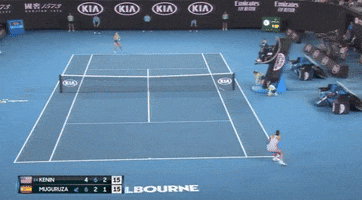 Kenin Works the Middle