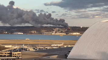 Large Plume of Smoke From Building Fire Billows Across Washington