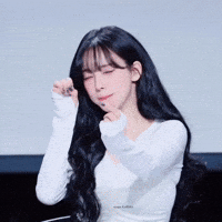 Karina GIF