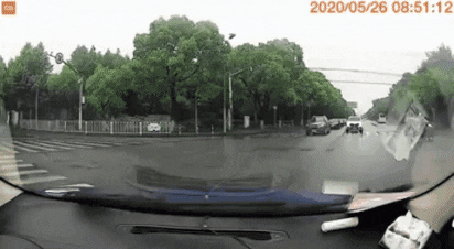Yegee giphygifmaker giphygifmakermobile cyclist lands on the back of another bike GIF
