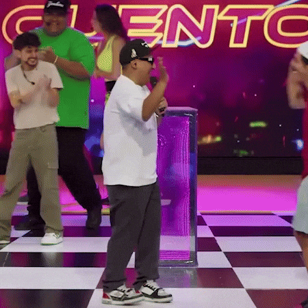 Luna Jorge GIF by No Hay Sin Suerte