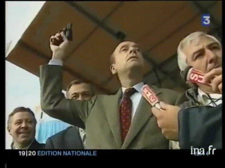 archive ridicule GIF by franceinfo