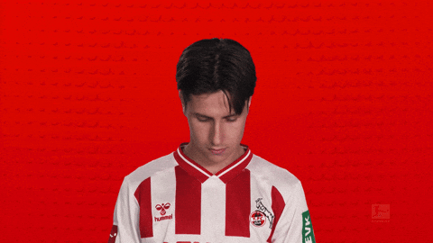 Football Look Up GIF by Bundesliga