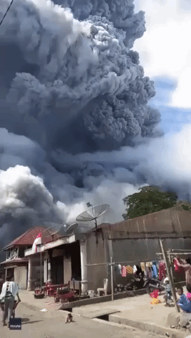 Indonesia's Sinabung Volcano Erupts, Sending Ash and Smoke Over 5,000m Into the Air