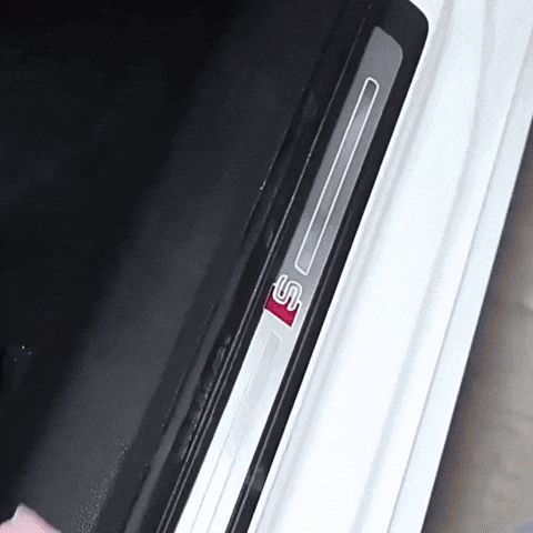 913607 giphyupload GIF