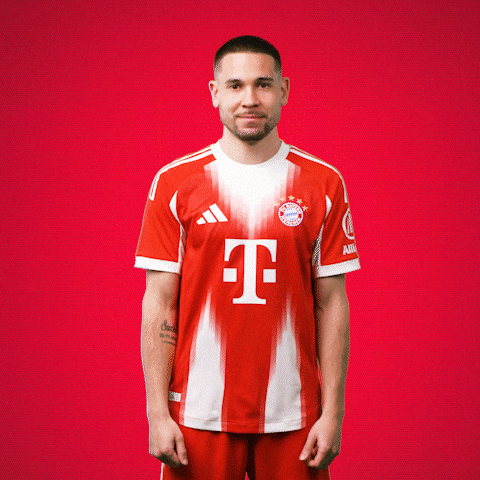 Happy Smile GIF by FC Bayern Munich