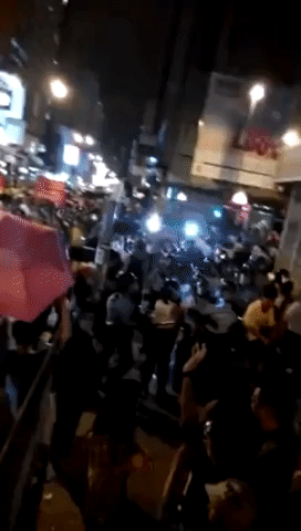Police and Protesters Clash at Mong Kok Protest Site