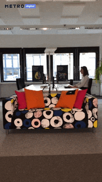 Be Right Back Md GIF by METRO.digital