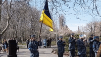 Odesa Residents Sing Patriotic Anthem That Inspired Pink Floyd Song