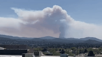Containment Decreases as Crooks Fire Expands in Central Arizona
