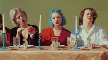 heyviolet hey violet heyviolet nia lovelis rena lovelis GIF