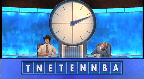 Amuod giphygifmaker it crowd maurice moss countdown waiting clock time GIF
