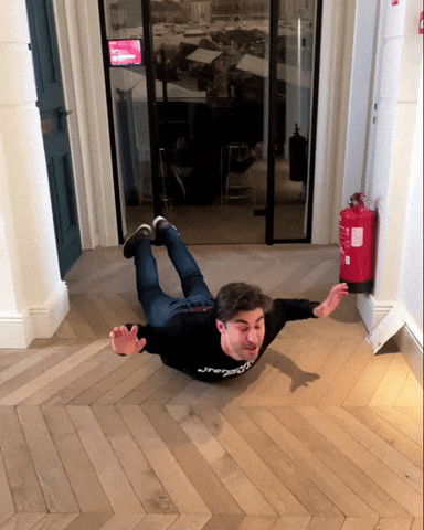 Celebration Worm GIF by Premium Plus