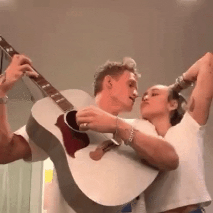 danielpaconio giphyupload miley cyrus cody simpson miley cyrus cody simpson GIF