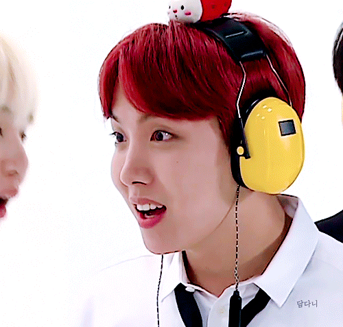 kpoopshiz giphyupload GIF