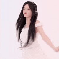 Leeseo GIF