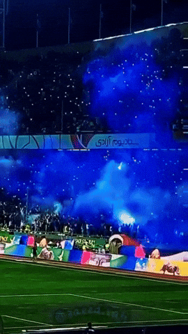 Mehdibadem blue red giphycreatortest taj GIF