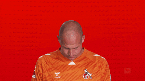 Football Look Up GIF by Bundesliga