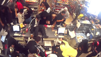 'Flash Mob' Looters Invade 7-Eleven
