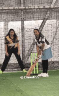 Mani GIF