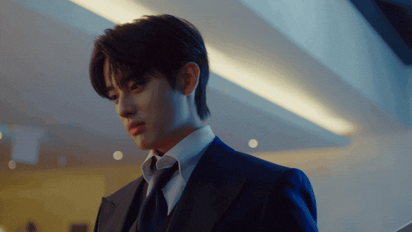 whynotvideo giphyupload smirk sarcasm 웃음 GIF