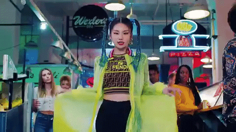 Itzy GIF